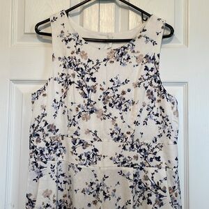 Women’s linen romper jumper Keyhole back Capri barrel legs lined bodice floral